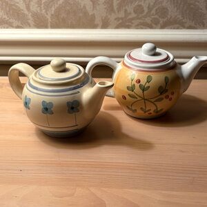 Two Ceramic tea pots